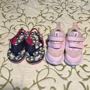 Toddler girl Nike shoes 7c